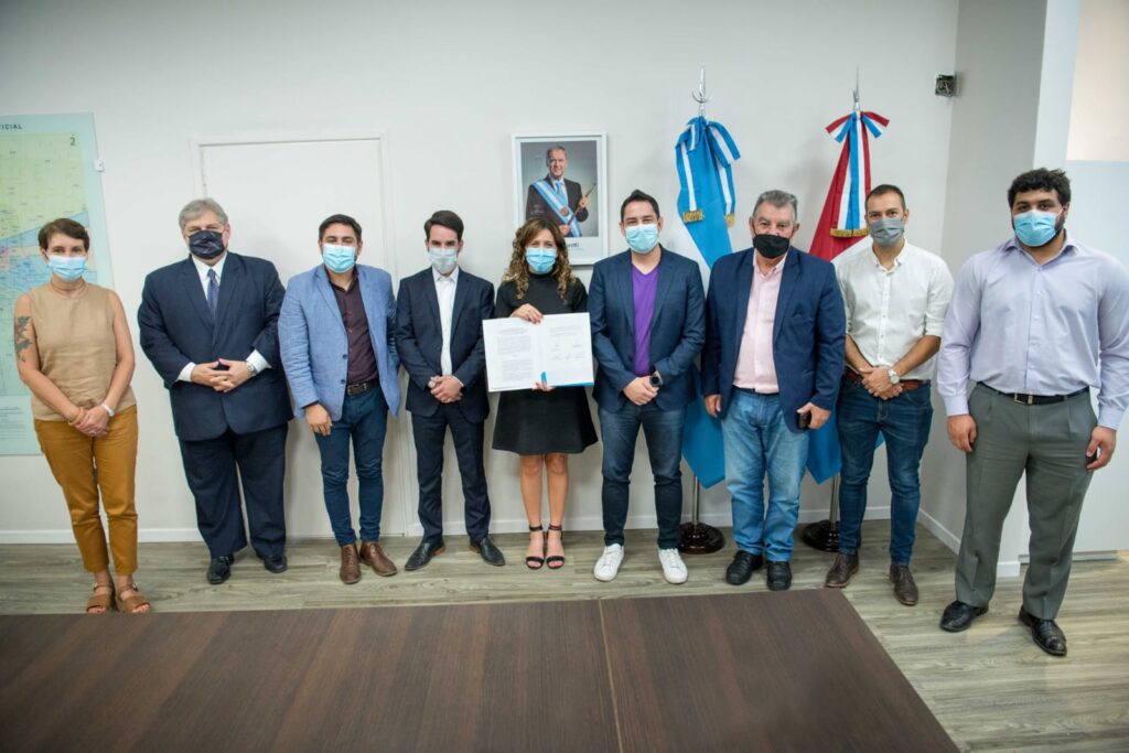 Se firmó convenio de Colaboración y Trabajo Conjunto para fomentar empleo jóven con el Mutualismo cordobés